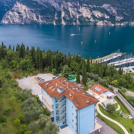 Residence Marina Рива-дель-Гарда Екстер'єр фото