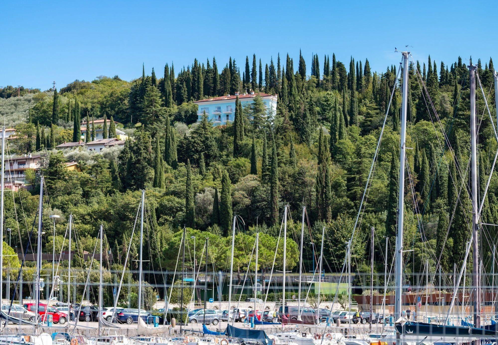 Residence Marina Рива-дель-Гарда Екстер'єр фото